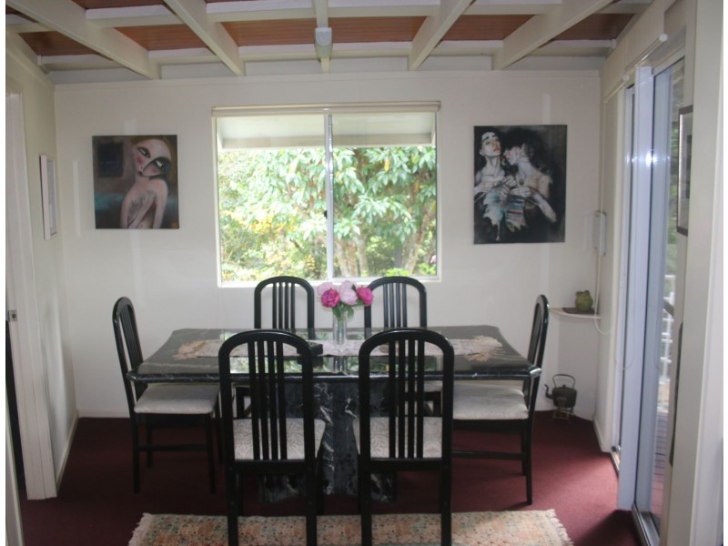 25 Huyber Lane, Tamborine Mountain QLD 4272