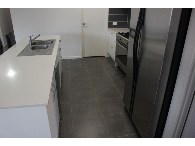 1 Lenton Court, Burpengary QLD 4505