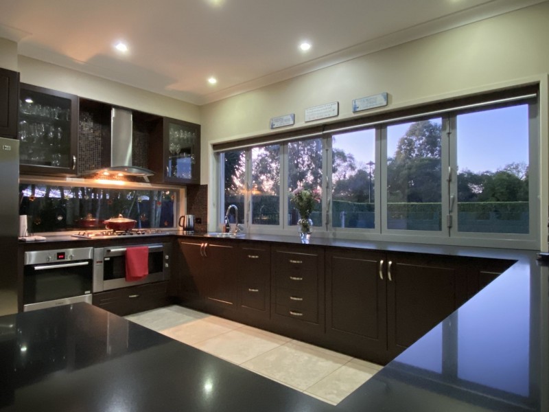 2 Mickelson Street, North Lakes QLD 4509