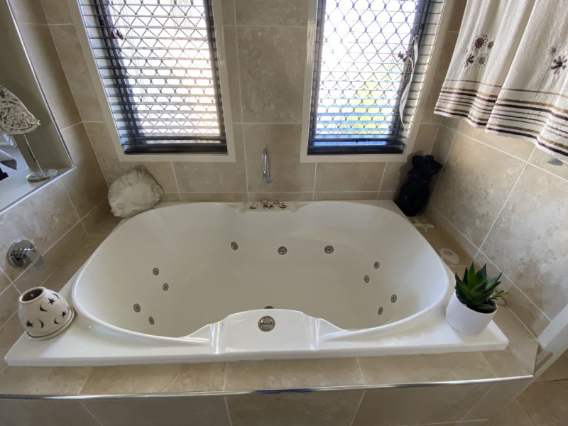 2 Mickelson Street, North Lakes QLD 4509