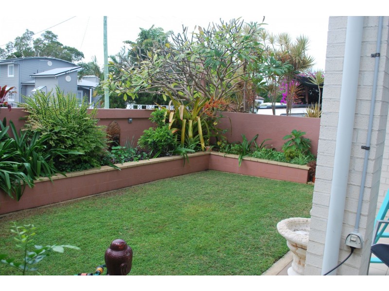 10 Hutchinson Street, Woorim QLD 4507