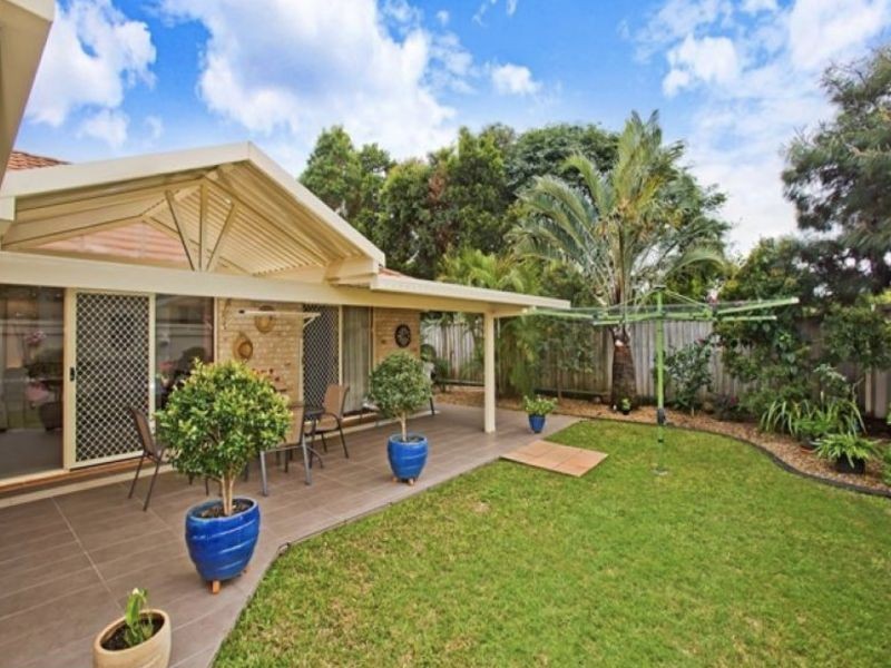 16 Glebe Place, Banora Point NSW 2486