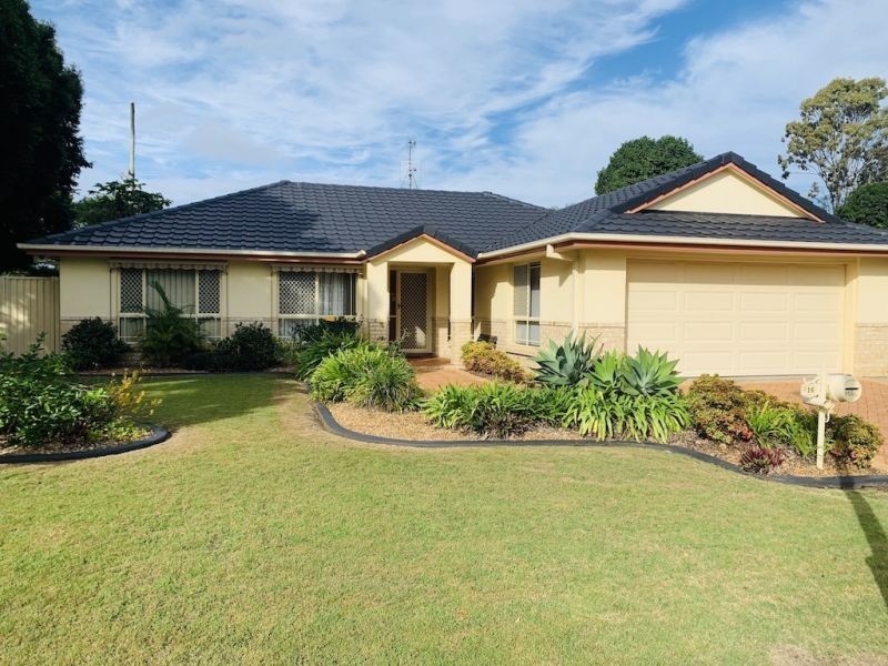 16 Glebe Place, Banora Point NSW 2486