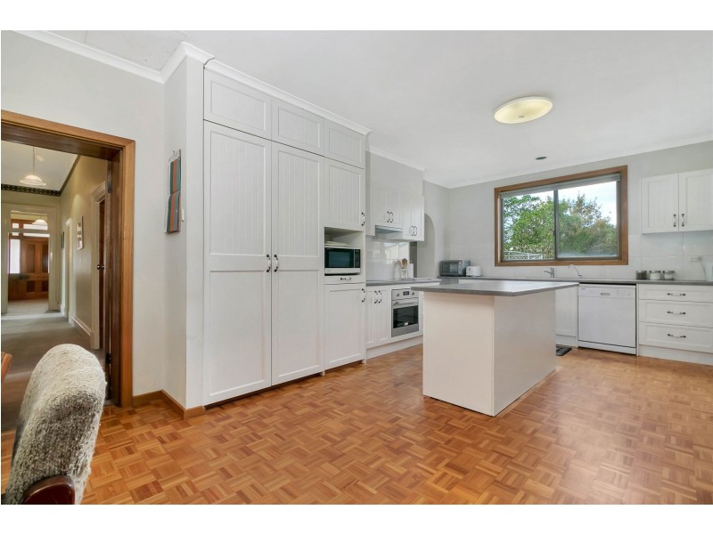 12 Castine Terrace, Riverton SA 5412