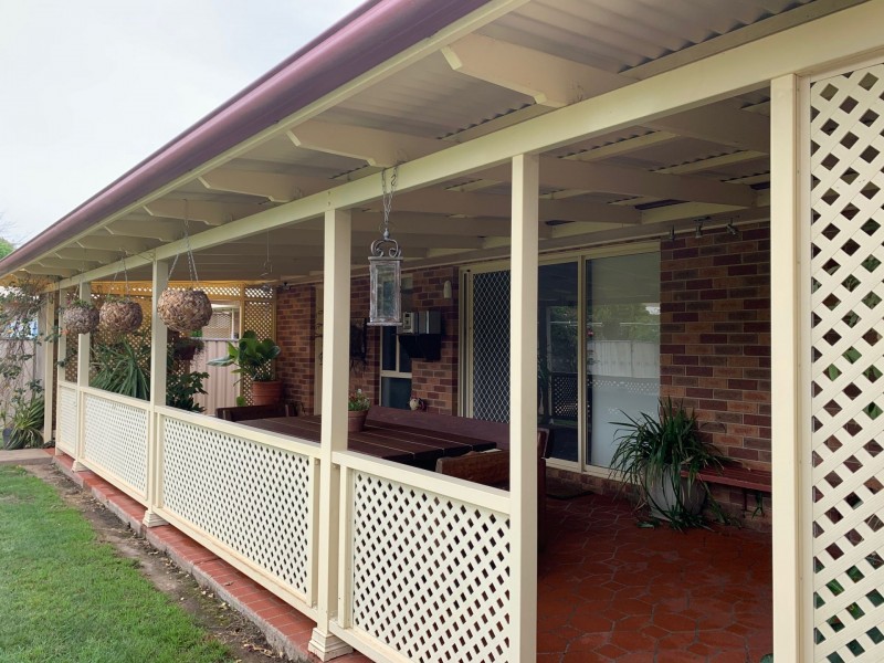 12 Martin Place, Tumut NSW 2720