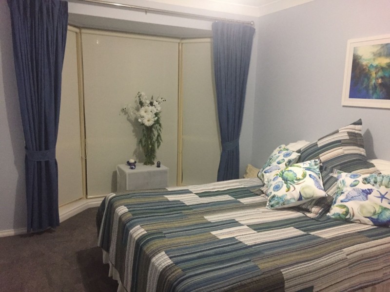 12 Martin Place, Tumut NSW 2720