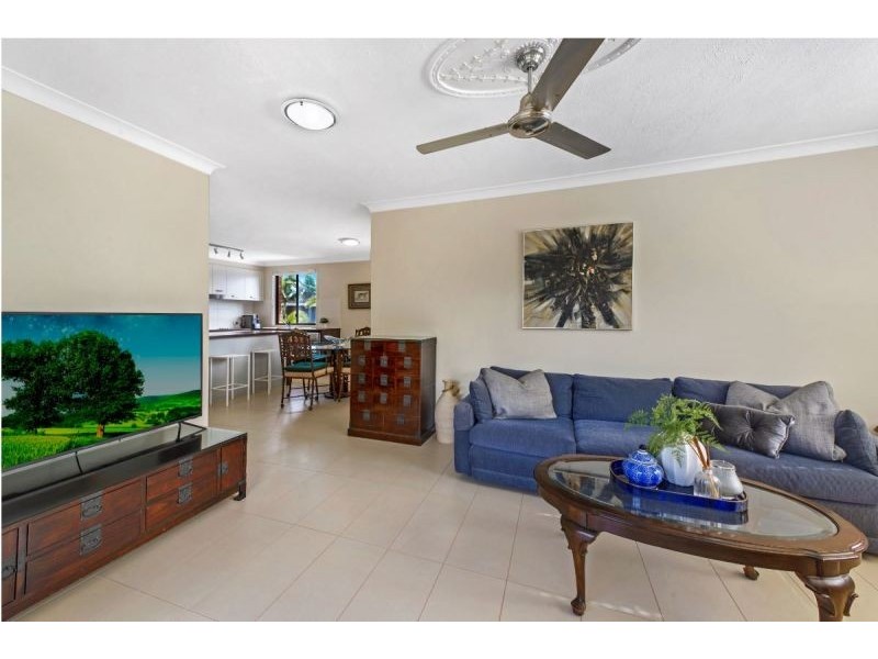 6/29 Second Avenue, Broadbeach QLD 4218