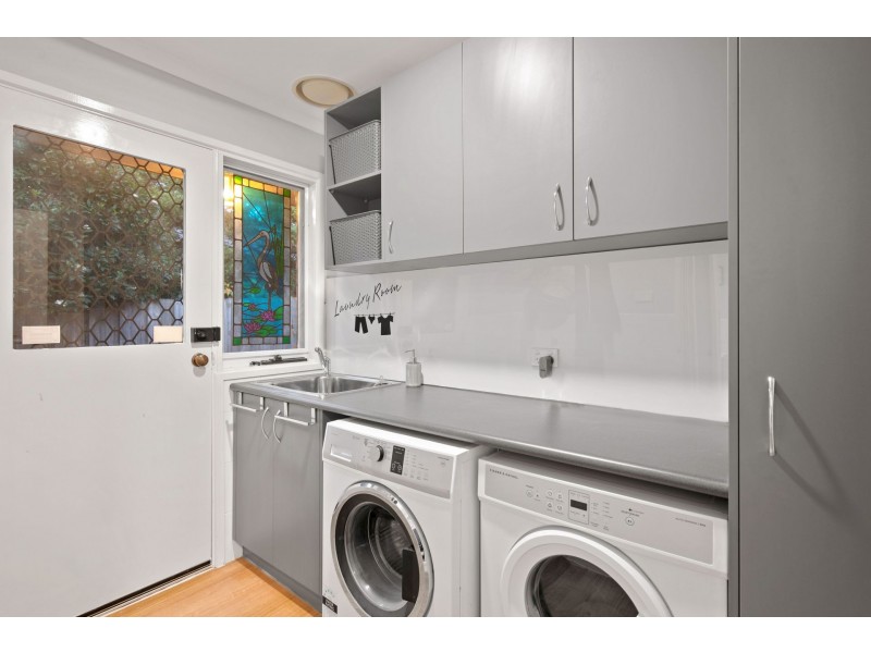 14 Hovell Court, Cranbourne VIC 3977