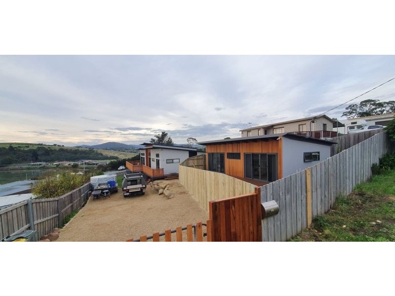 4 Gregory Street, Lewisham TAS 7173