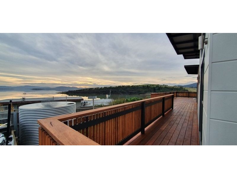 4 Gregory Street, Lewisham TAS 7173