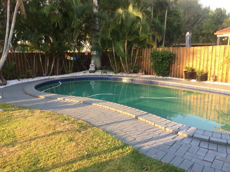 6 Audrey Ave, Helensvale QLD 4212