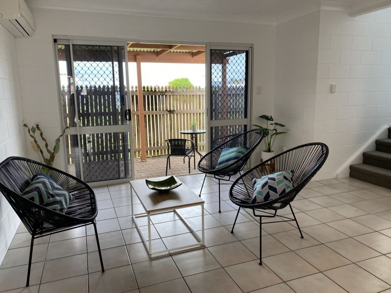 8/21-23 Tuffley Street, West End QLD 4810