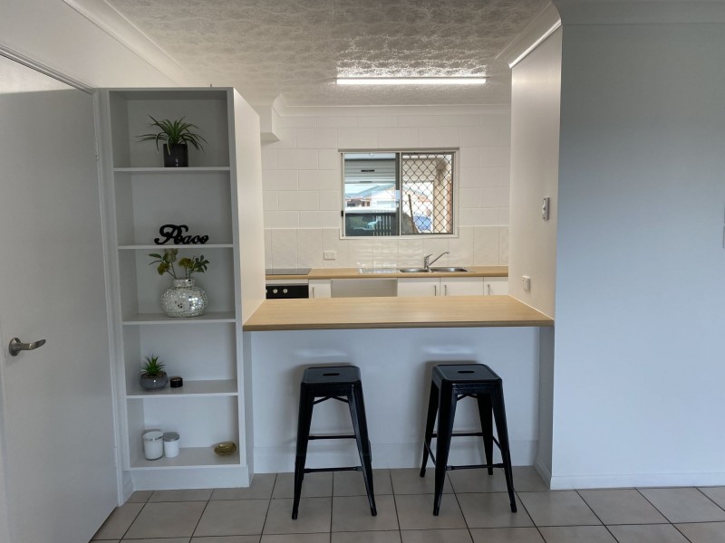 8/21-23 Tuffley Street, West End QLD 4810