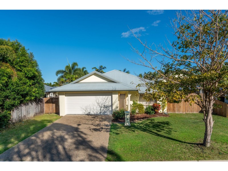 22 Angor Rd, Trinity Park QLD 4879