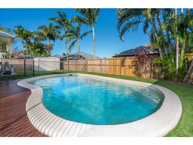 22 Angor Rd, Trinity Park QLD 4879