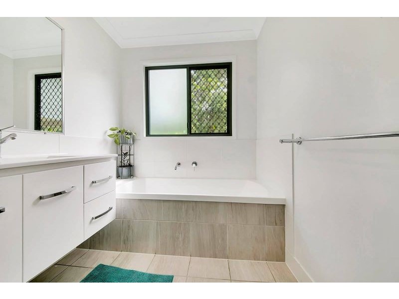 2 Hughes street, Yeppoon QLD 4703