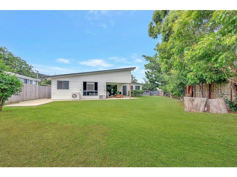 2 Hughes street, Yeppoon QLD 4703