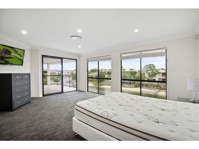 19 Sarasota Key, Broadbeach Waters QLD 4218