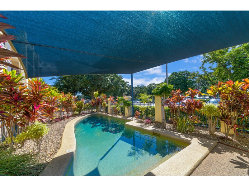 11/18 The Strand, North Ward QLD 4810