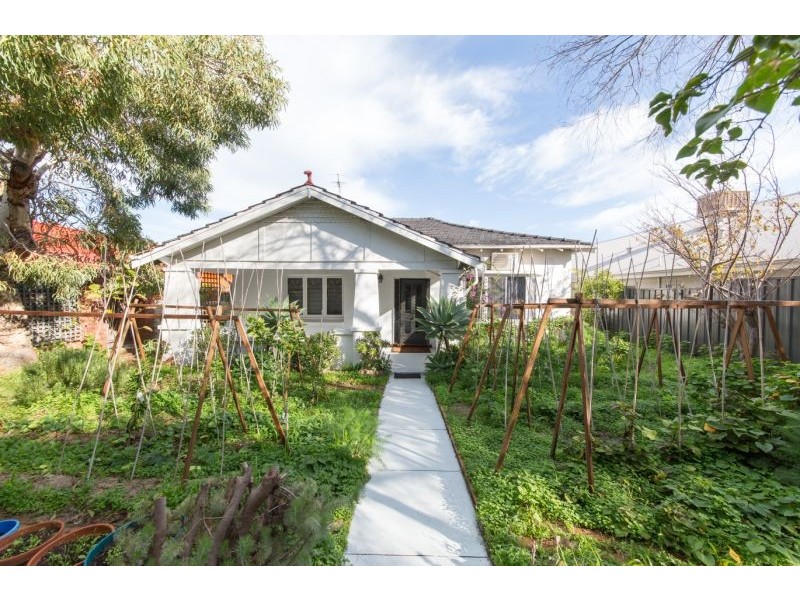 9 Harborne Street, Wembley WA 6014