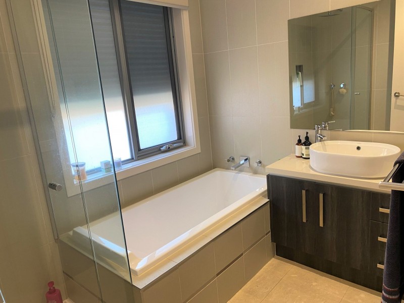 15 Mowbray Crescent, Kurunjang VIC 3337