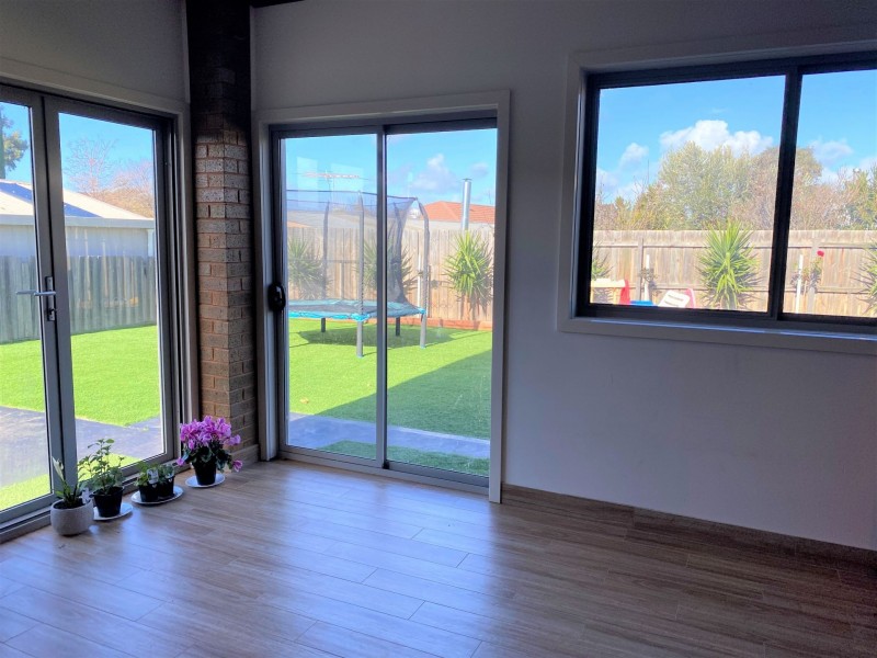 15 Mowbray Crescent, Kurunjang VIC 3337