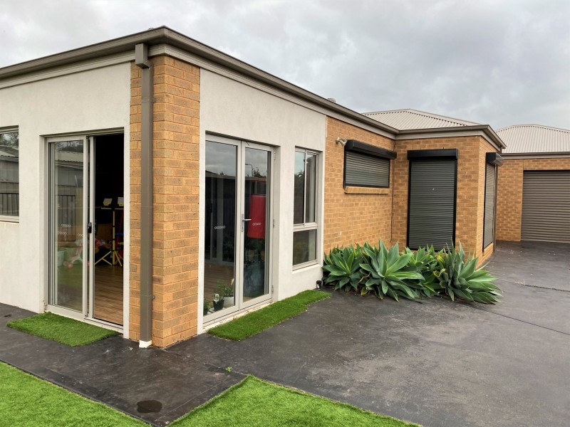 15 Mowbray Crescent, Kurunjang VIC 3337