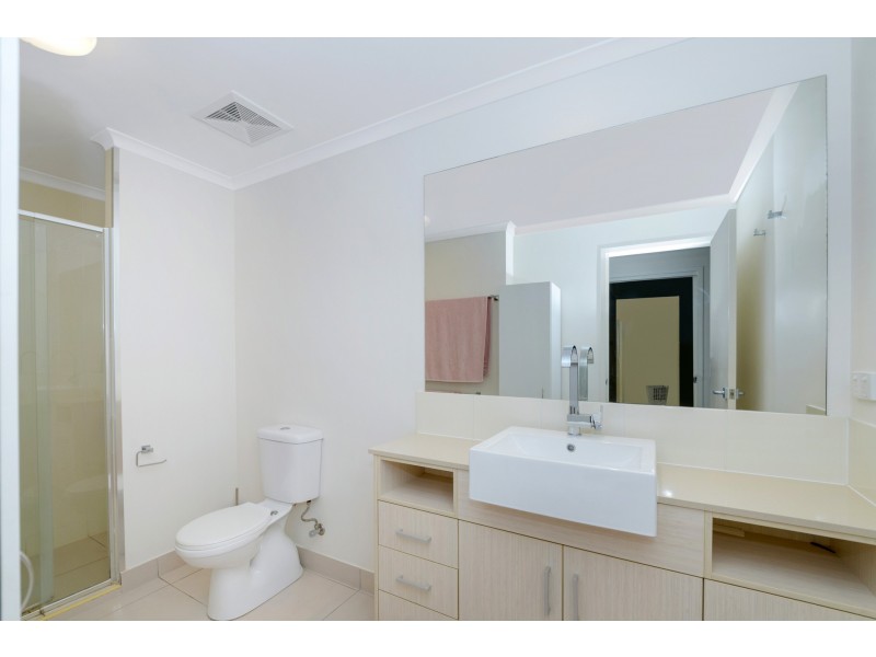 73/28 Landsborough street, North Ward QLD 4810