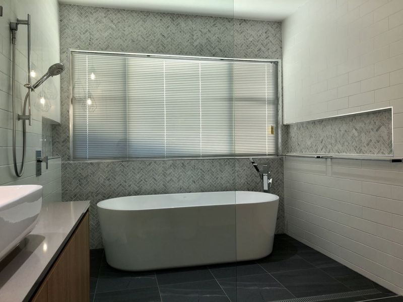 66 Lakeview Boulevard, Mermaid Waters QLD 4218