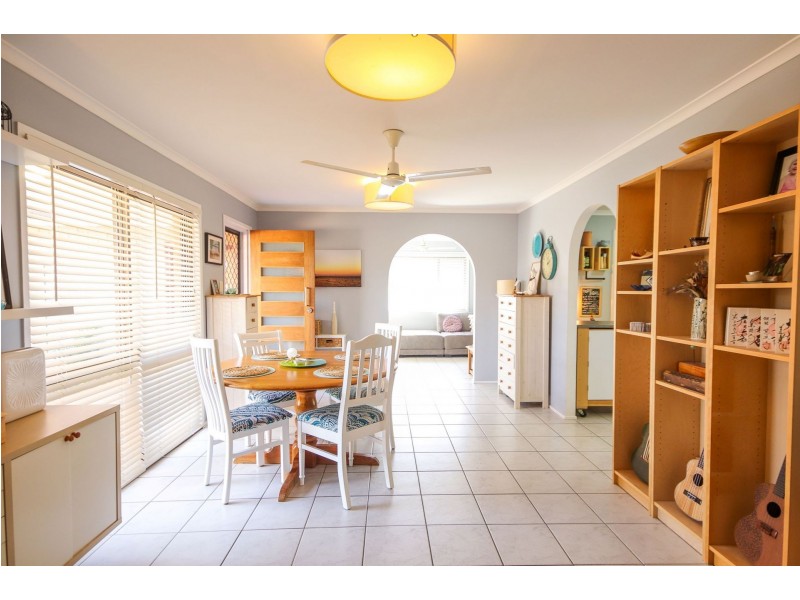 18 Joanne Crescent, Thornlands QLD 4164