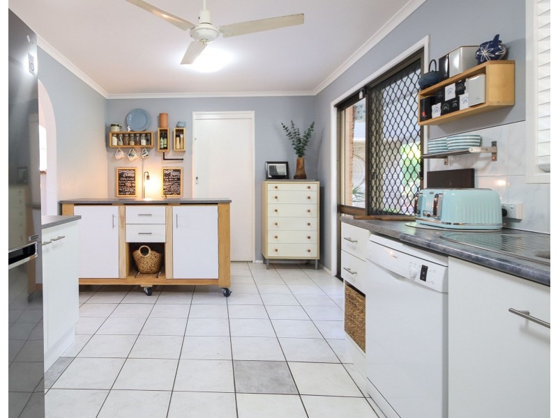 18 Joanne Crescent, Thornlands QLD 4164