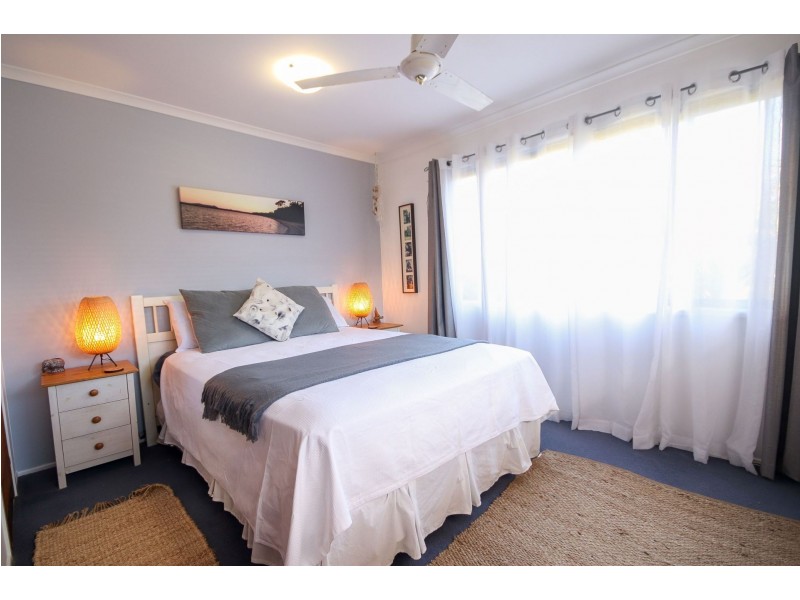 18 Joanne Crescent, Thornlands QLD 4164