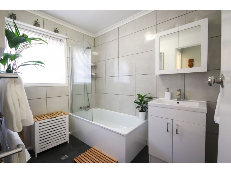 18 Joanne Crescent, Thornlands QLD 4164