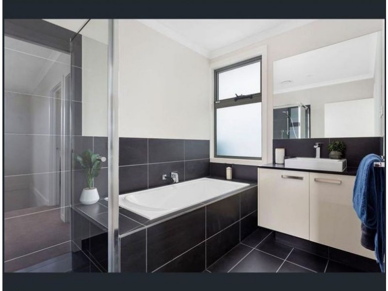 2/31 McCulloch St, Nunawading VIC 3131