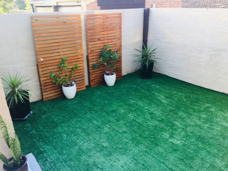 Unit 8/42 Woodhouse Drive, Ambarvale NSW 2560