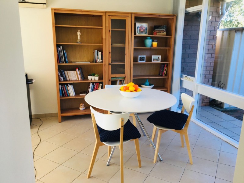 Unit 8/42 Woodhouse Drive, Ambarvale NSW 2560