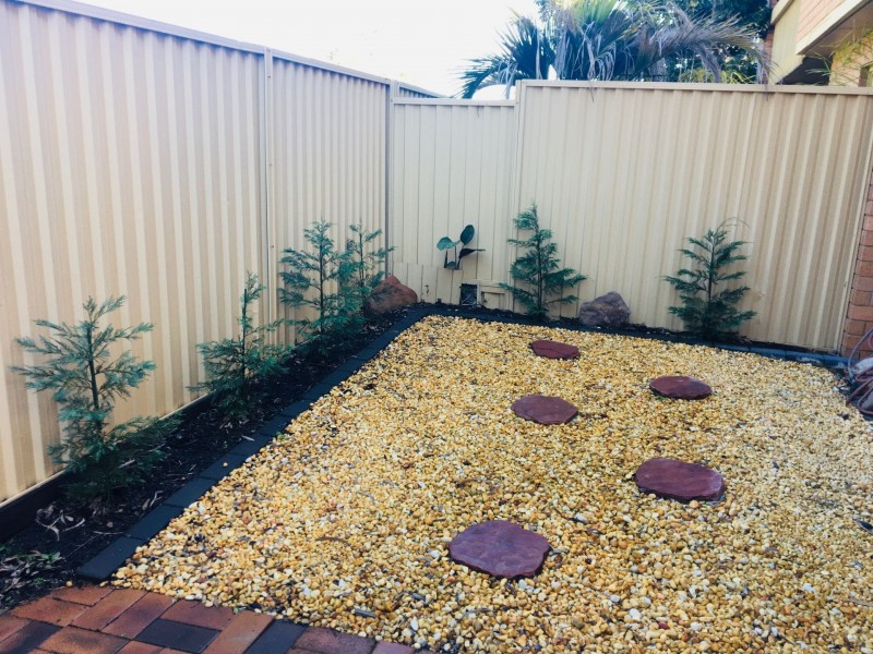 Unit 8/42 Woodhouse Drive, Ambarvale NSW 2560
