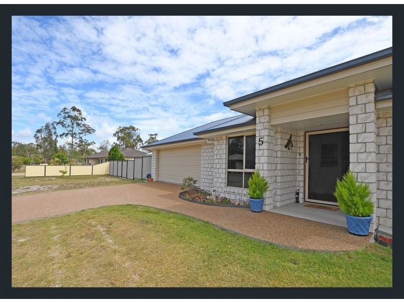 5 Elboz Court, Burrum Heads QLD 4659