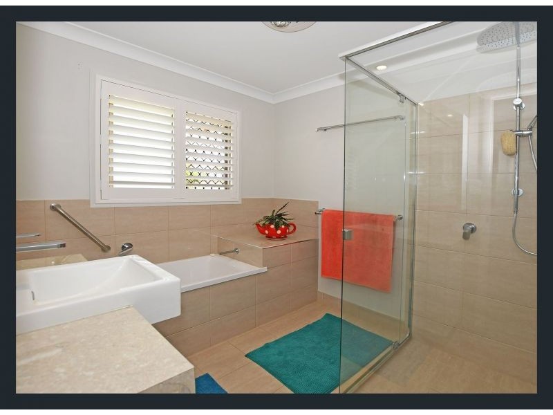 5 Elboz Court, Burrum Heads QLD 4659