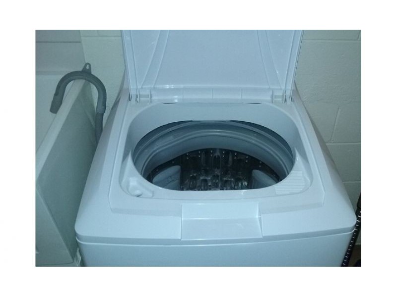 2/6 Wenitong Street, West Gladstone QLD 4680