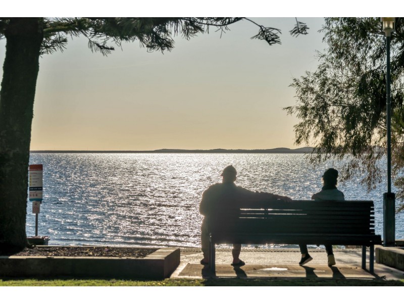 4 Malibu Road, Safety Bay WA 6169