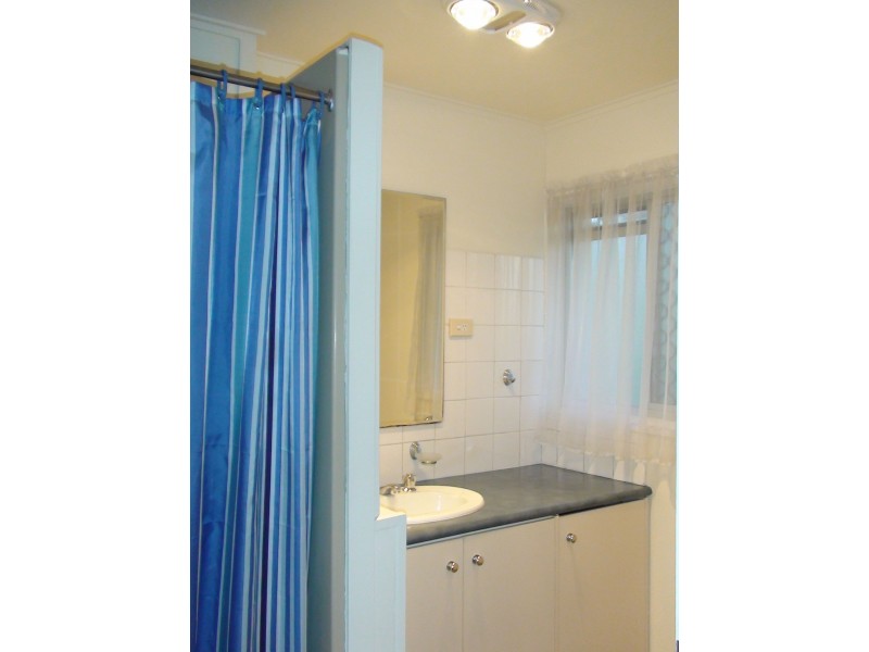 1/70 Glenlyon Street, Gladstone QLD 4680