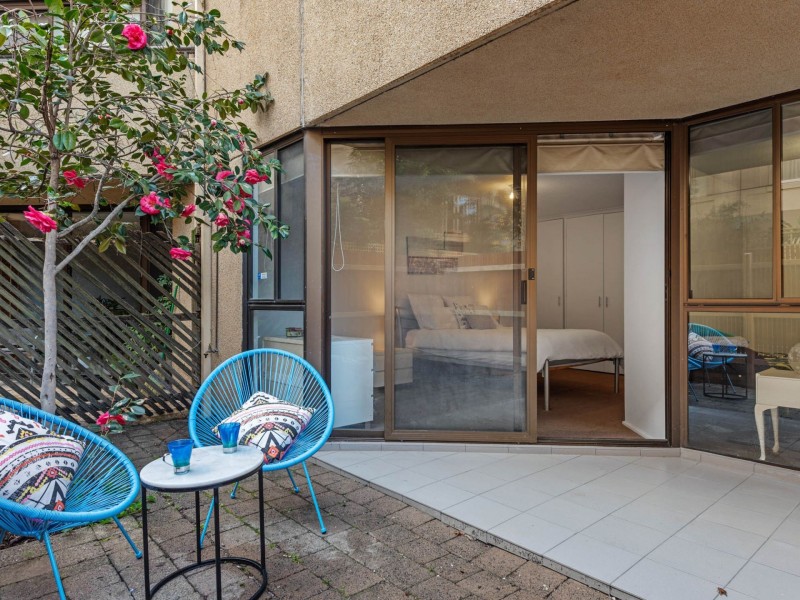 3/27 Queens Rd, Melbourne VIC 3004