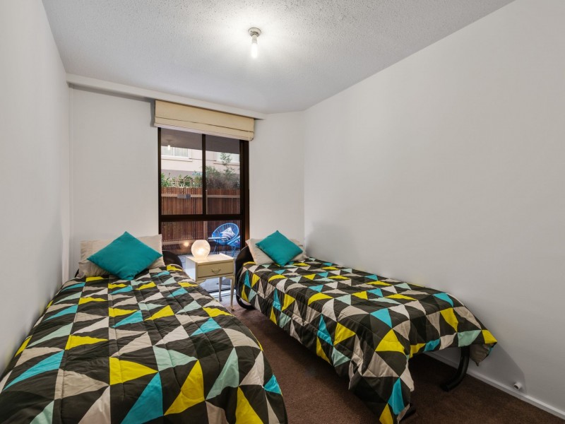 3/27 Queens Rd, Melbourne VIC 3004