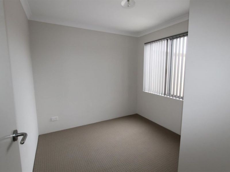 B/6 Chisholm Way, Balga WA 6061