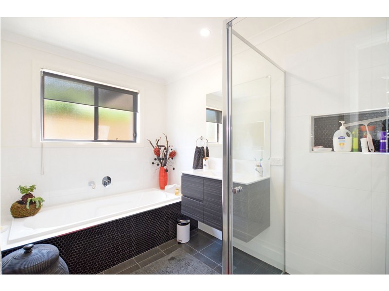 85 Noble Parade, Dalmeny NSW 2546