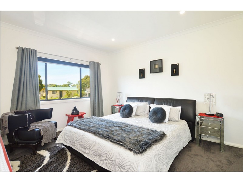 85 Noble Parade, Dalmeny NSW 2546