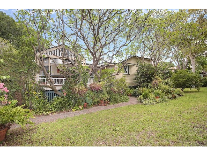 59 Chermside Road, Eastern Heights QLD 4305