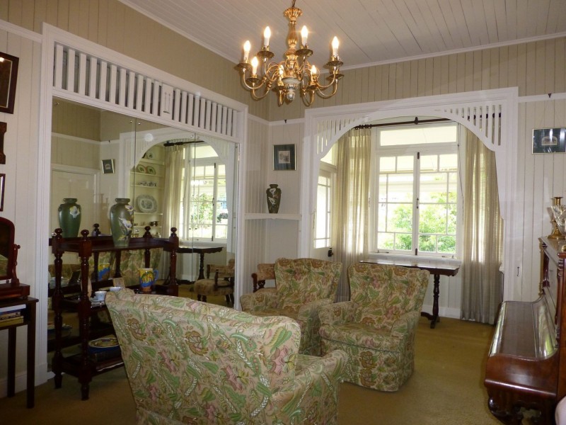 59 Chermside Road, Eastern Heights QLD 4305