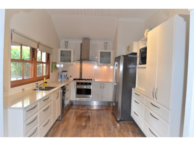 14 Chevallum Road, Palmwoods QLD 4555